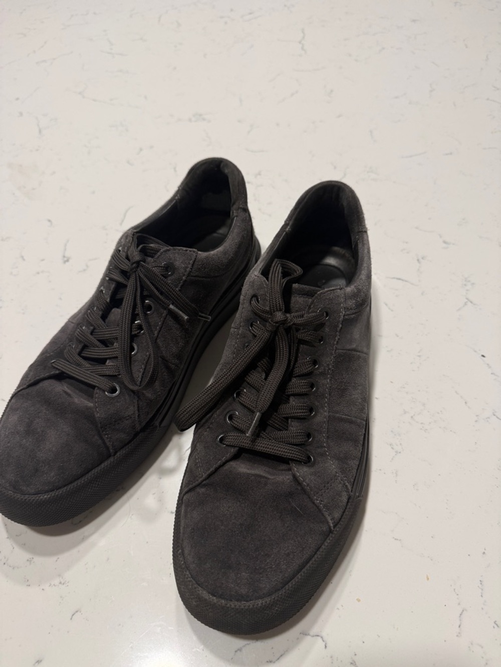 Vince Men's Charcoal Suede Low-Top Sneakers